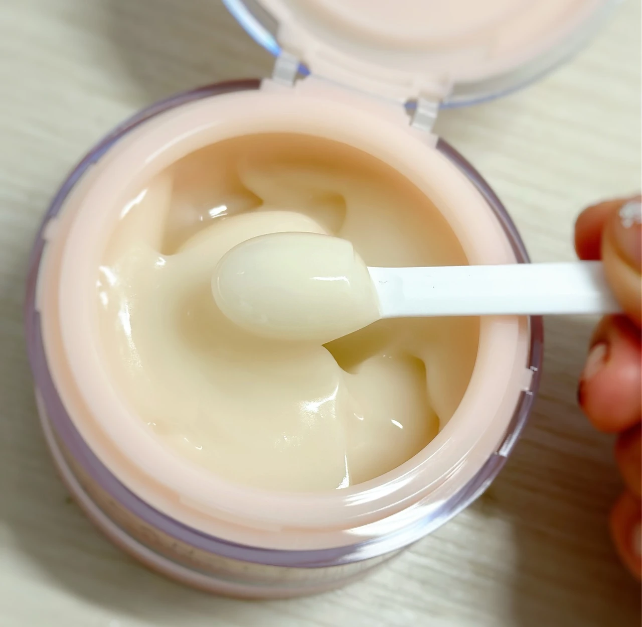 ぷるぷる🫧💓カナデルのオールインワンジェルでエイジングケア✨_4