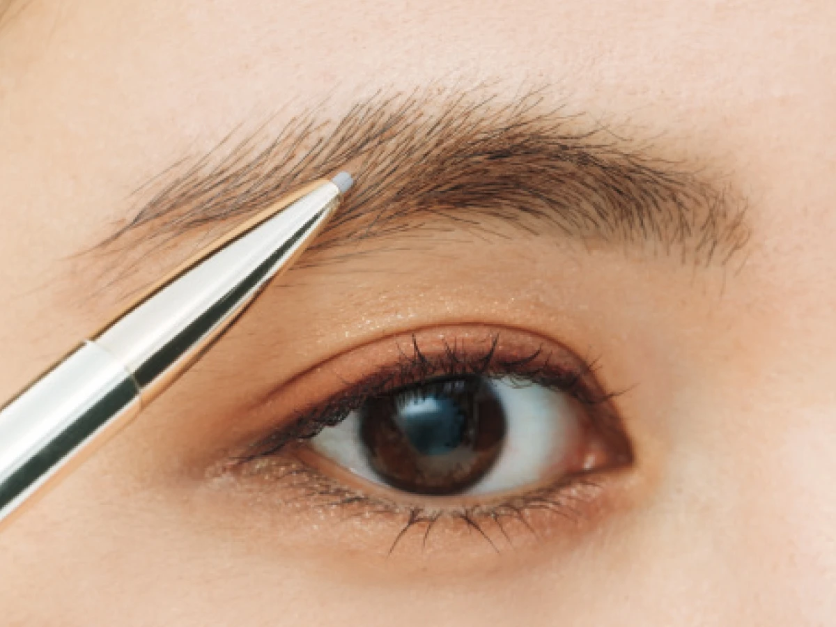 ペンシルで隙間を埋める