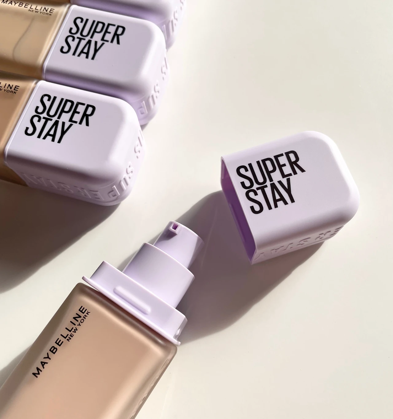 メイベリン SPステイ ルミマットリキッドファンデ パッケージ