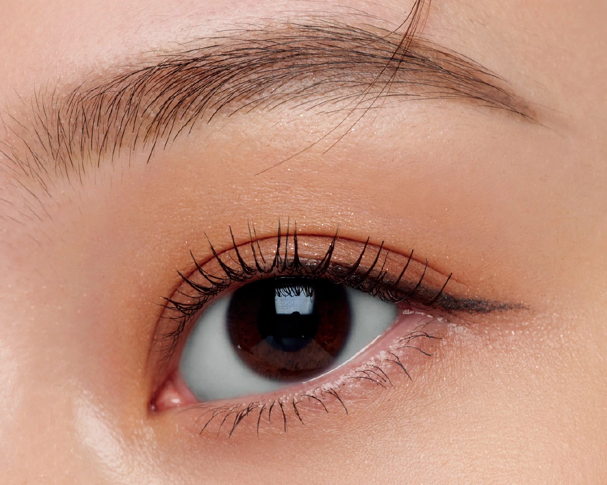 1周回って “黒” が来た！　ディーアップの新色NEW BLACKで叶える、秋の色っぽEYE_3