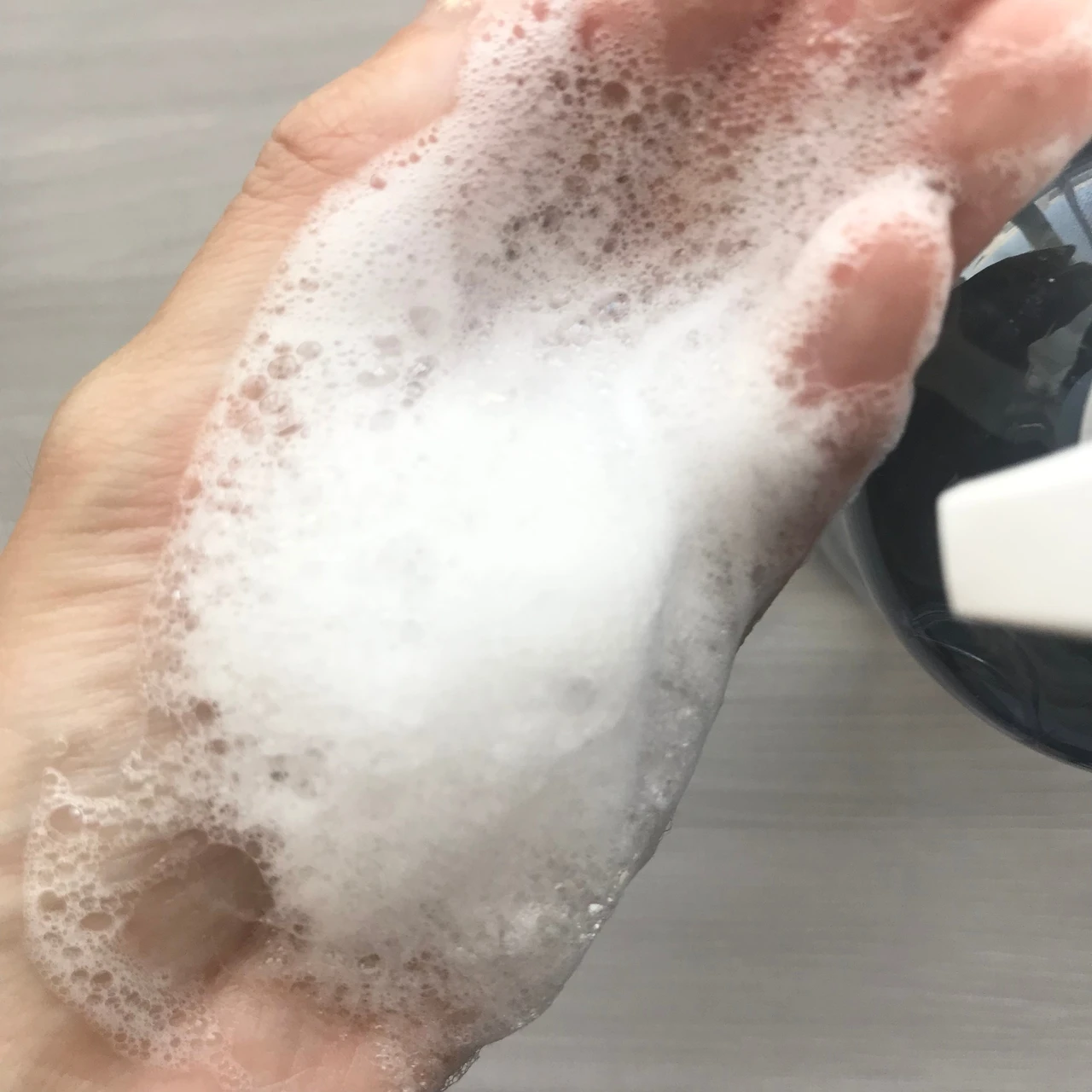 アクオル モイスチャーダメージケア シャンプー テクスチャー