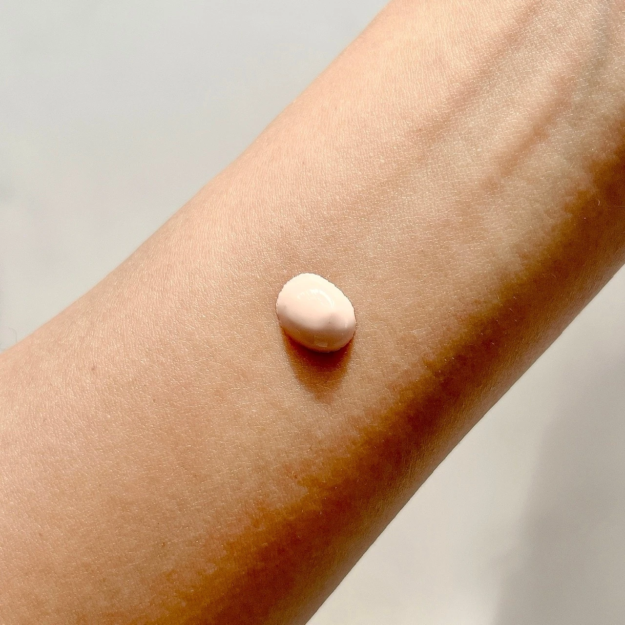 【iniks アドバンスバリア デイエッセンス】3月15日発売！敏感肌用日焼け止め美容液★紫外線対策もエイジングケアも！？_3_1