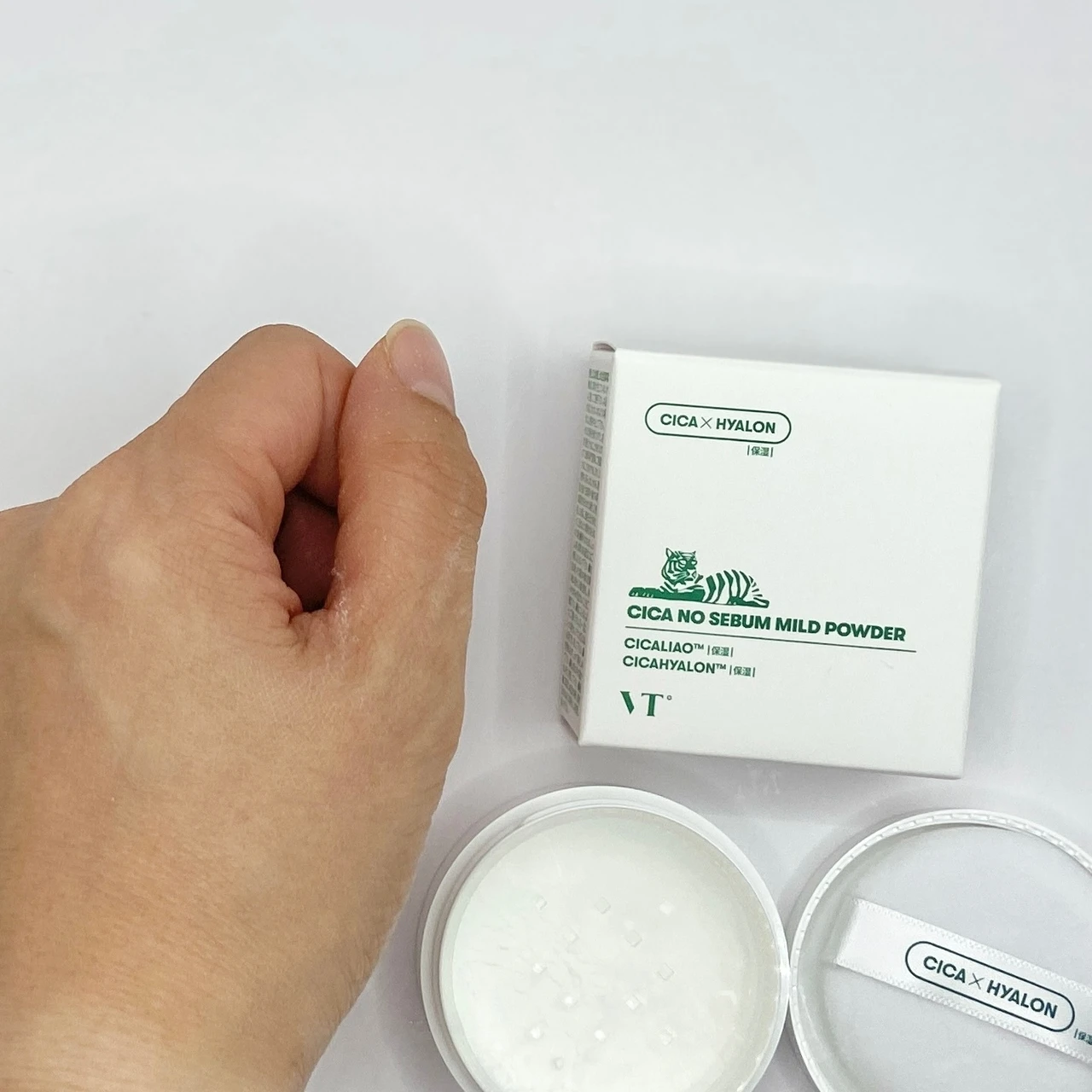 サラサラ肌ならVT CICAにおまかせ！_2_2