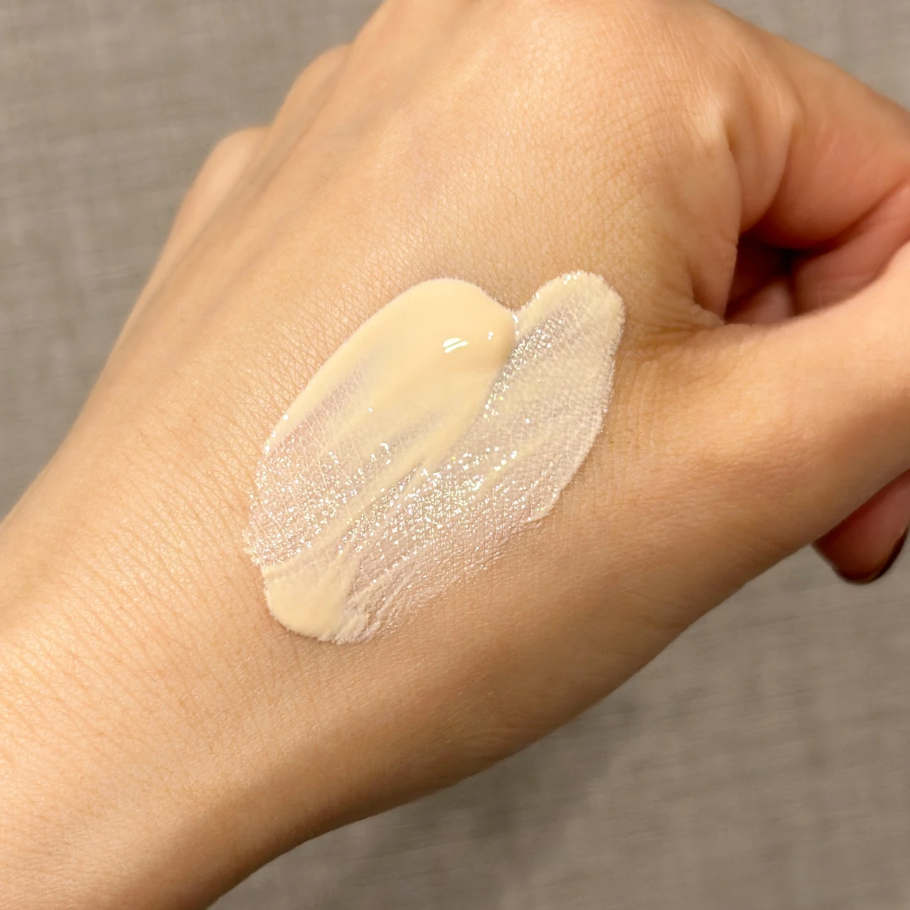 夏でも崩したくない人に!プリマヴィスタの皮脂くずれ防止下地で夏のメイクくずれを乗り切る!_5