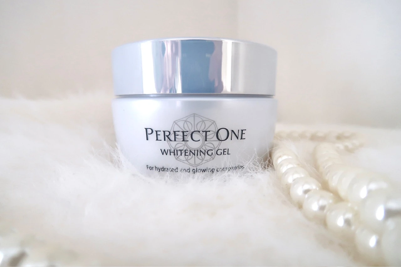 パーフェクトワン  ​薬用ホワイトニングジェルのパッケージ②