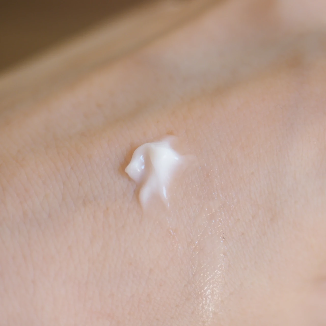 ゆるんだお肌の救世主！「オバジX ダーマアドバンスリフト」のハリ感がベスコス級！_3_1