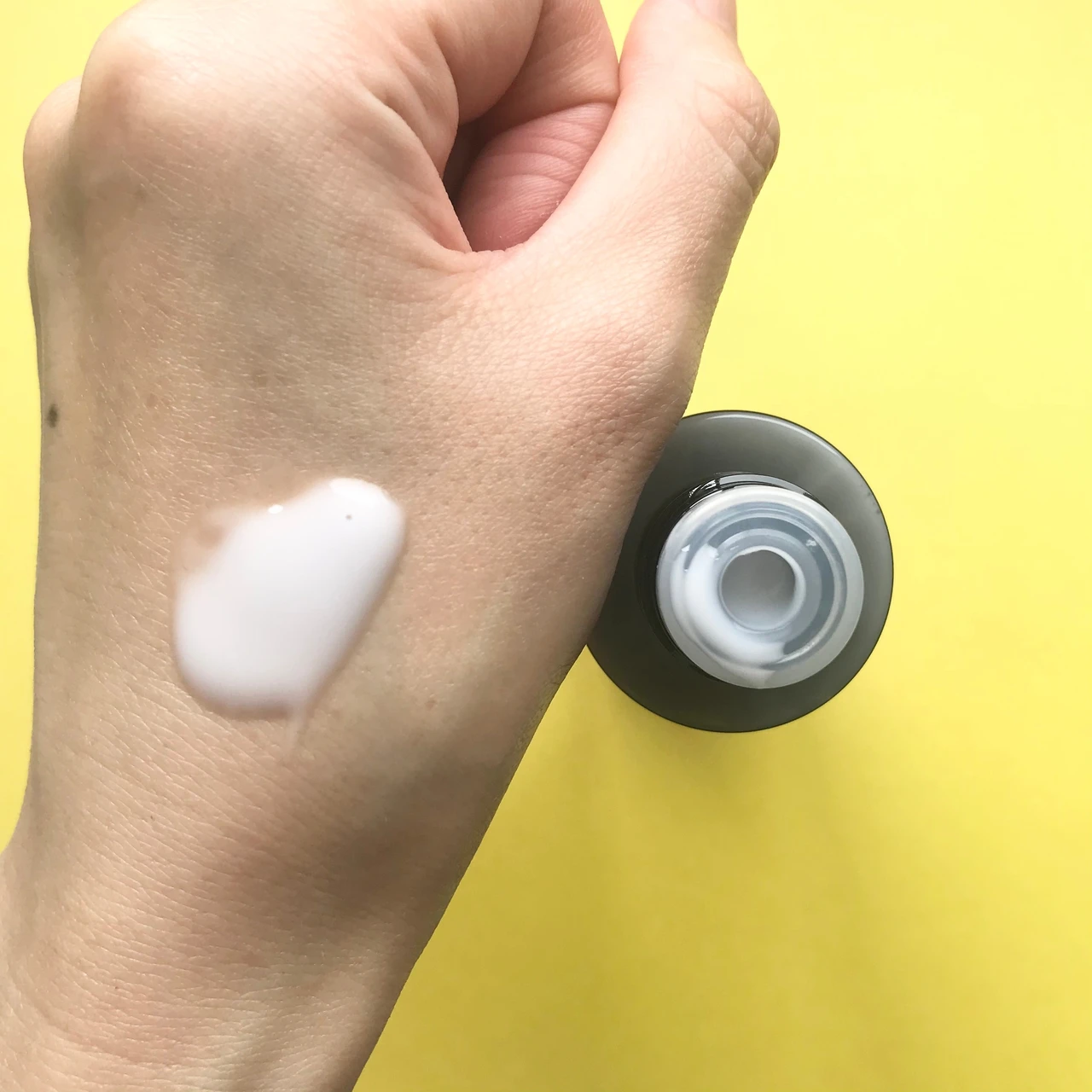 リズム カーミング ミルクエッセンス