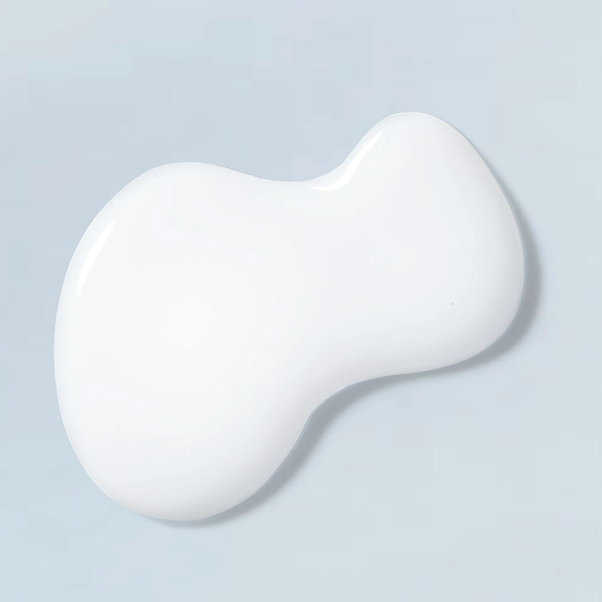 美賢者も大注目 薬用雪肌精、その進化に息をのむ!_2