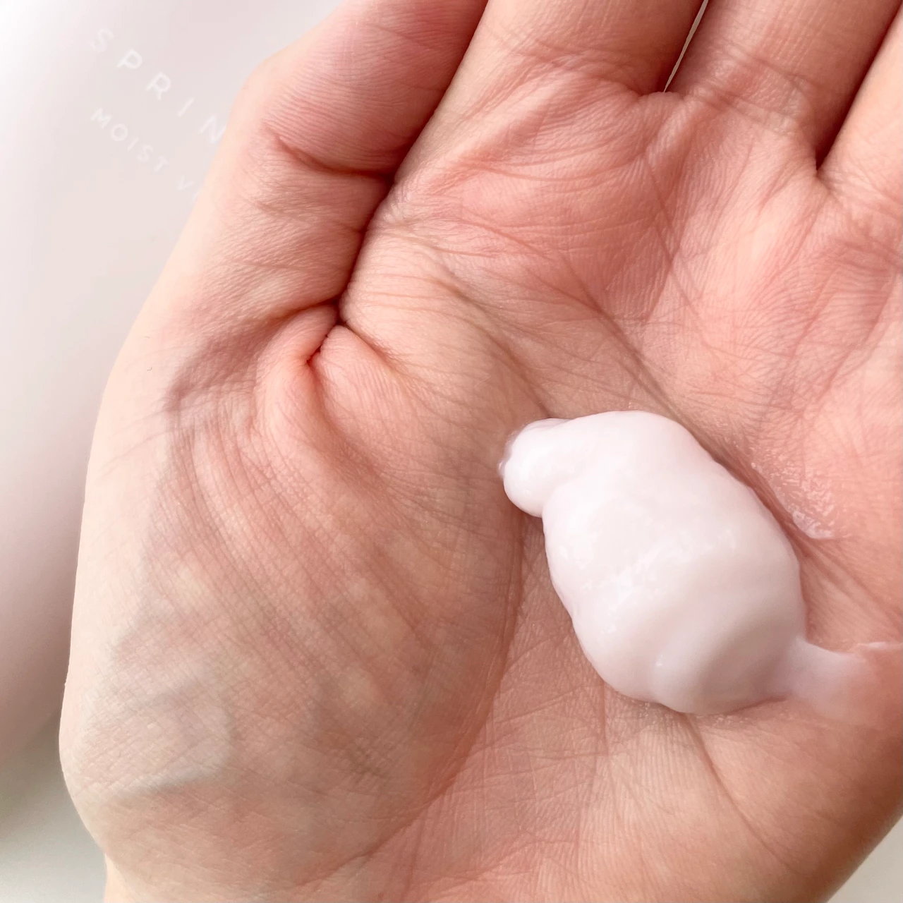 スプリナージュ モイストヴェール