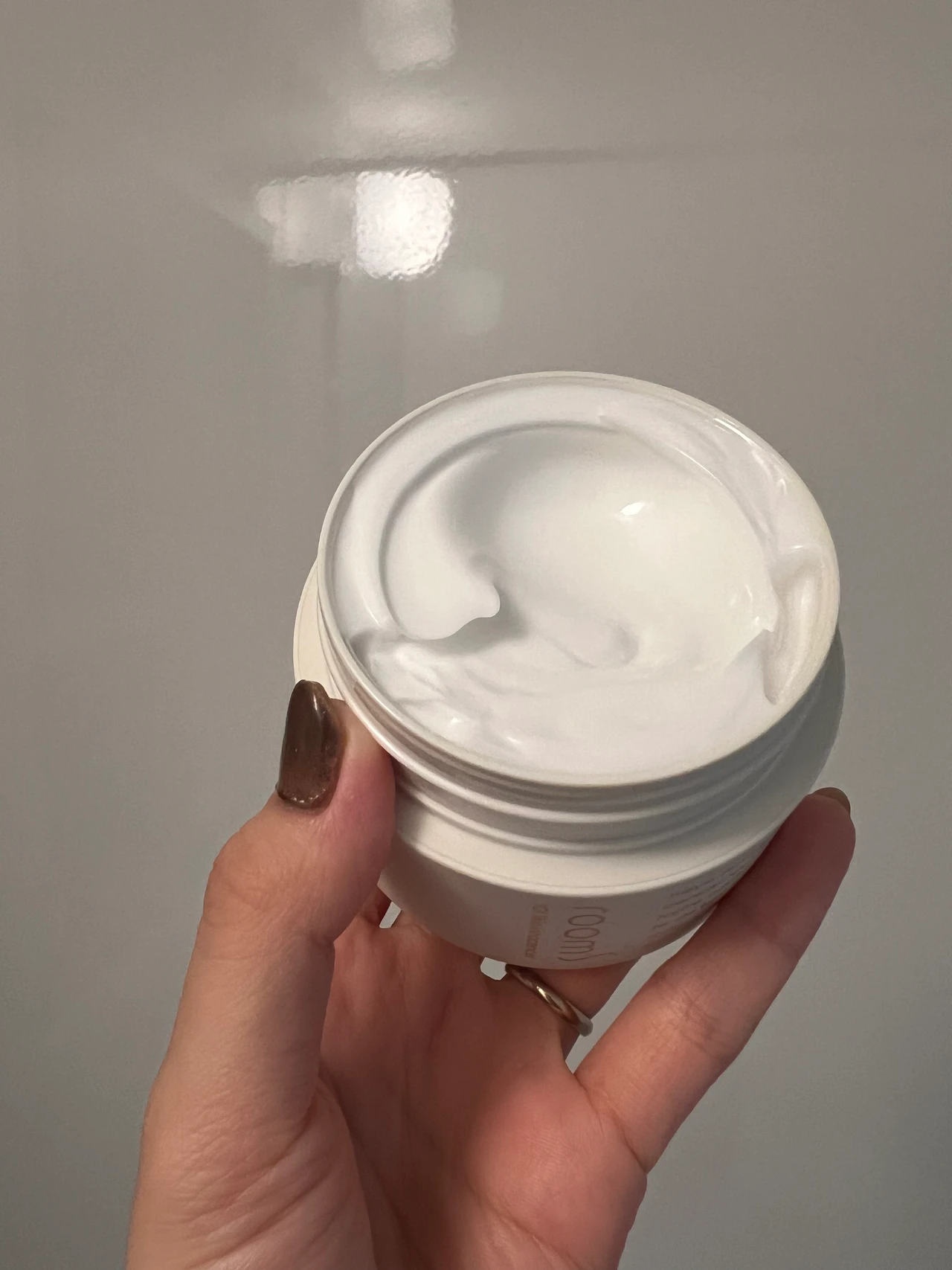 ルームエス 101 スキンイノセンサ　口コミ