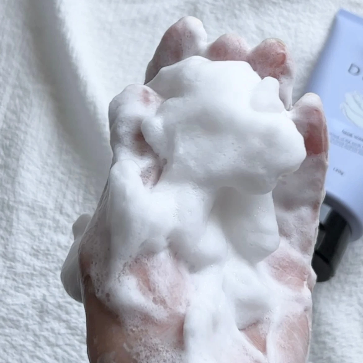 【ドロアス】泥パワーで美肌ケア！メイク汚れも皮脂汚れもしっかり吸着洗浄。やさしくうるおう肌へ♪_4_2