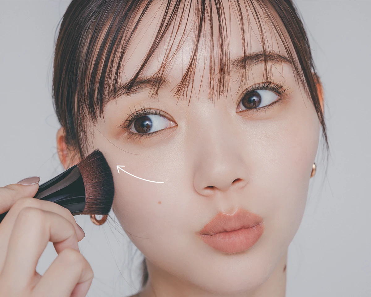 コンシーラー1本で肌に革命。ローラ メルシエだからできた新ベースメイクアイテムで、毛穴もクマもバレない肌_5