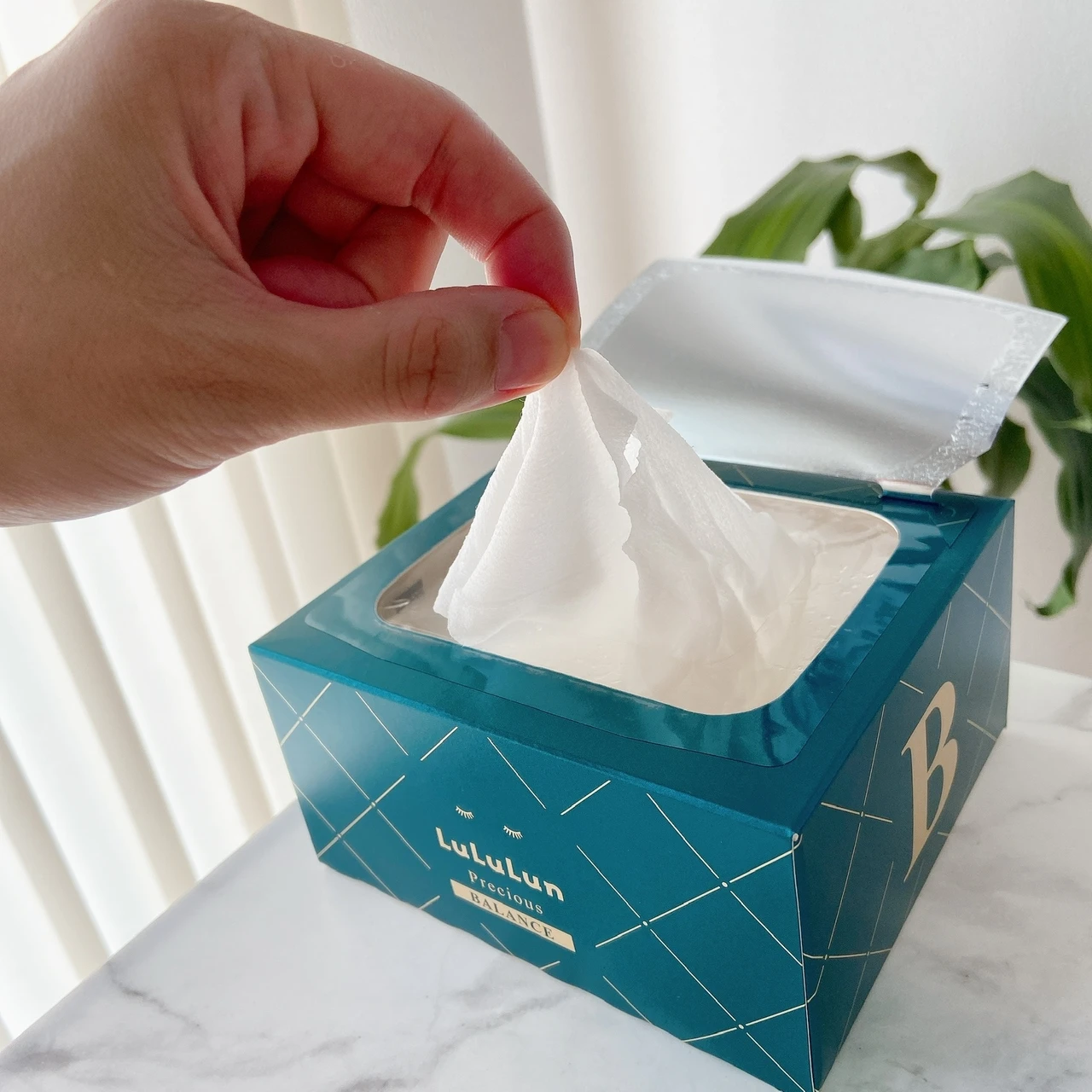 【シートマスクブランドの本気を見た👀】スキンケアに新たな選択肢🆕“化粧水フェイスマスク”で肌メンテ💆‍♀️「ルルルンプレシャスGREEN（バランス）」💚_2_1