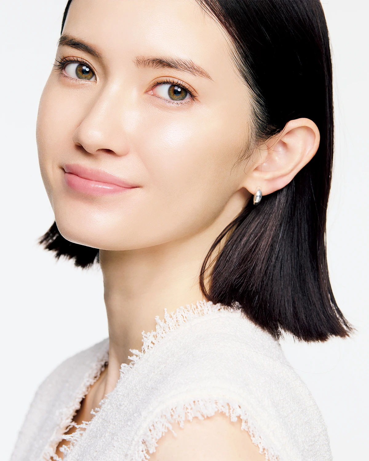 KANEBO ジェネレイティングエッセンシャルズ 市川紗椰