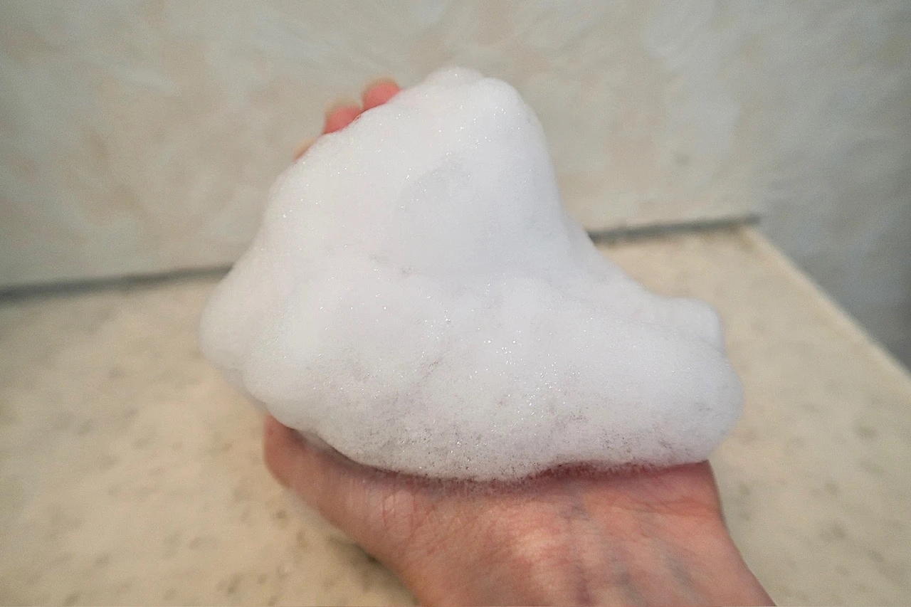 【スキンケア発想のヘアケア！低刺激処方なのに髪の芯まで潤う】SPRINAGE シャンプー&トリートメント_2_3