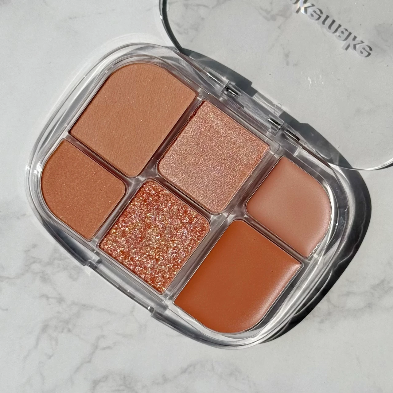 WAKEMAKEソフトシアーマルチパレット コーラルヘルツ