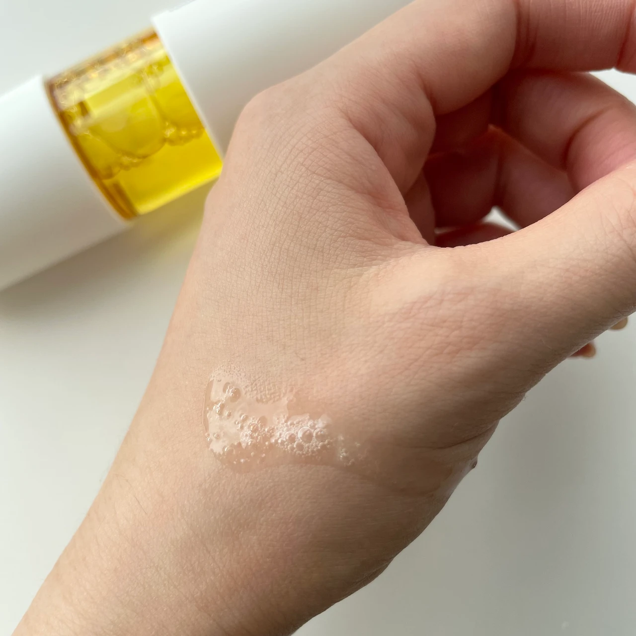 アンレーベルラボ Vエッセンス