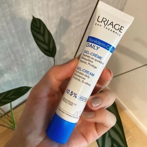 話題の成分シカ配合！フランス生まれの肌にやさしい温泉水スキンケア【ユリアージュ シカデイリー シリーズ】_4_1