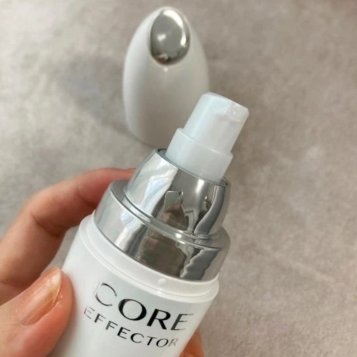 プッシュ式の容器