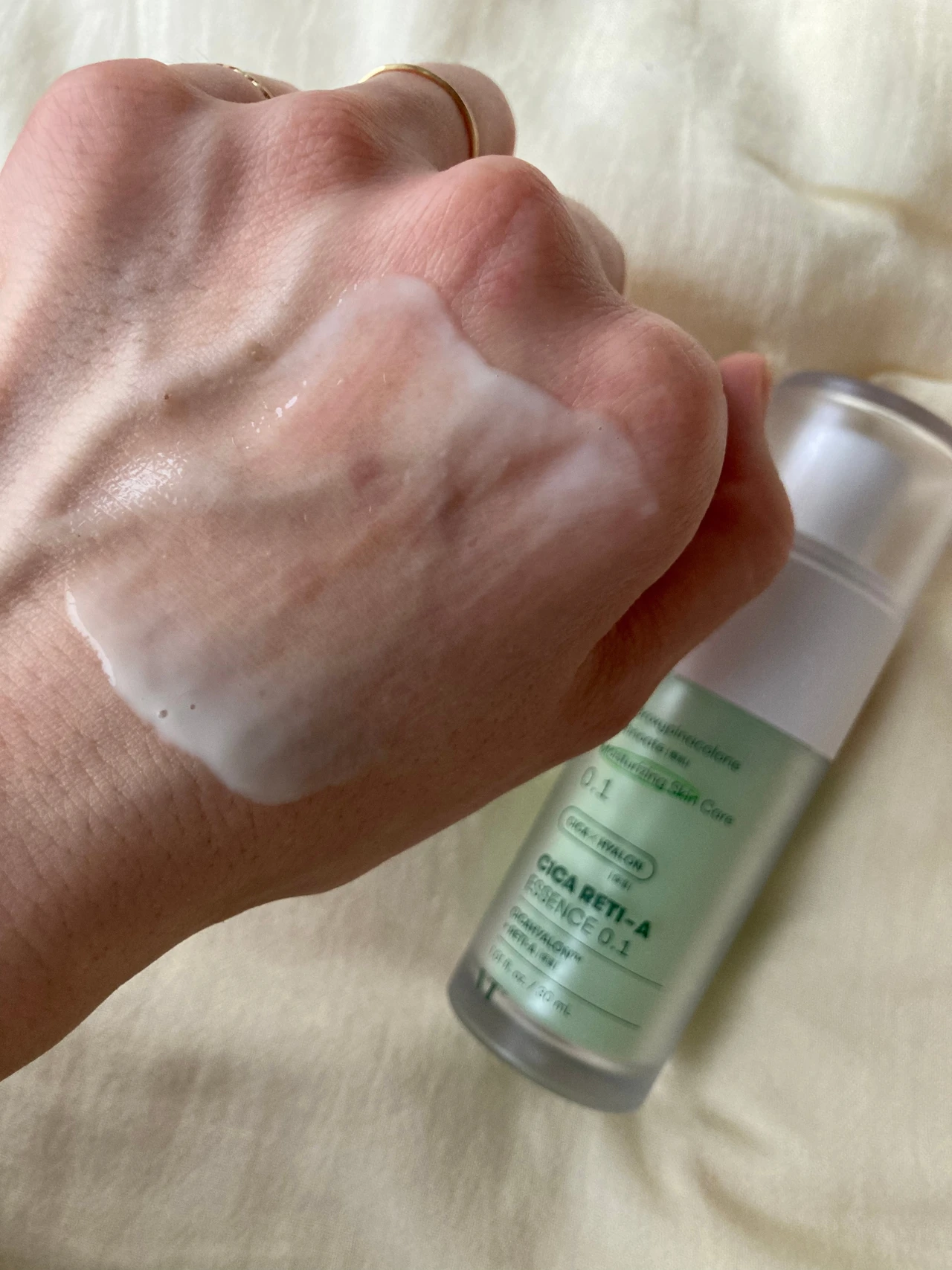 初心者でもプロ並みのケアを！VTコスメティックスのシカレチA エッセンス0.1で毛穴レスな美肌を目指す♪_3_2