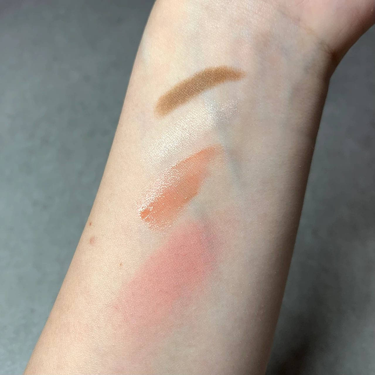 メイク スウォッチ