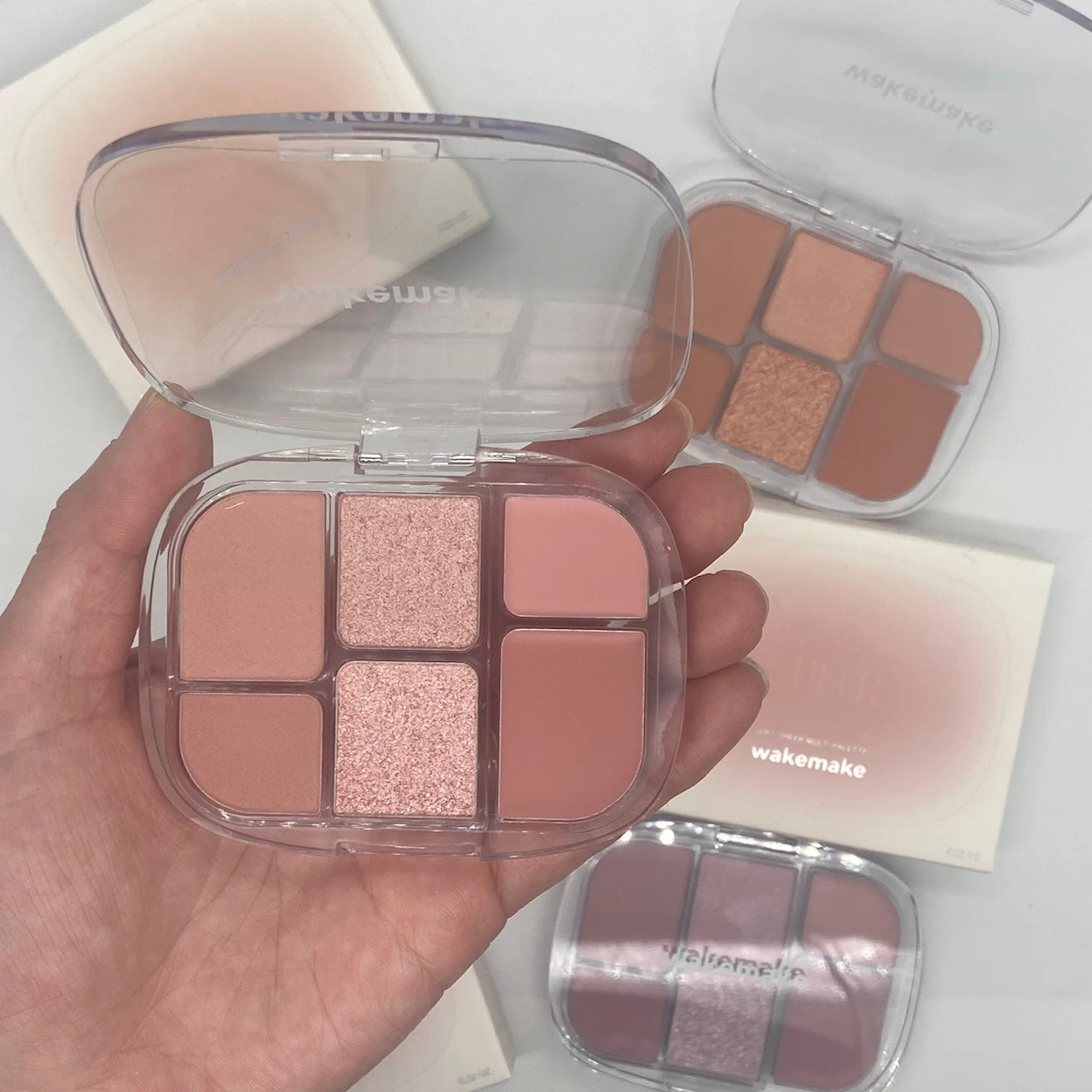 アイカラーにもチークにも！WAKEMAKEの「水彩画パレット」が便利すぎる！_2_3