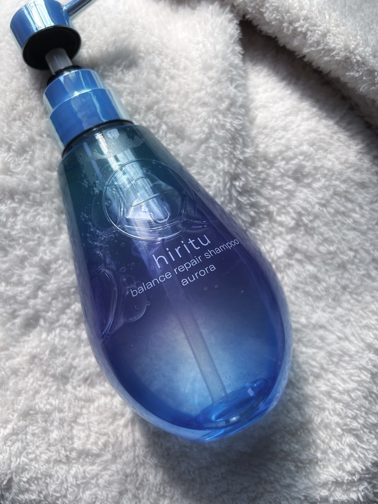 【ヒリツ（hiritu）オーロラシリーズ】でうるおいたっぷりのつや髪に！_2