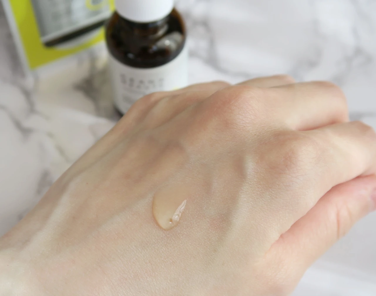 ケアナボーテ VC10濃美容液