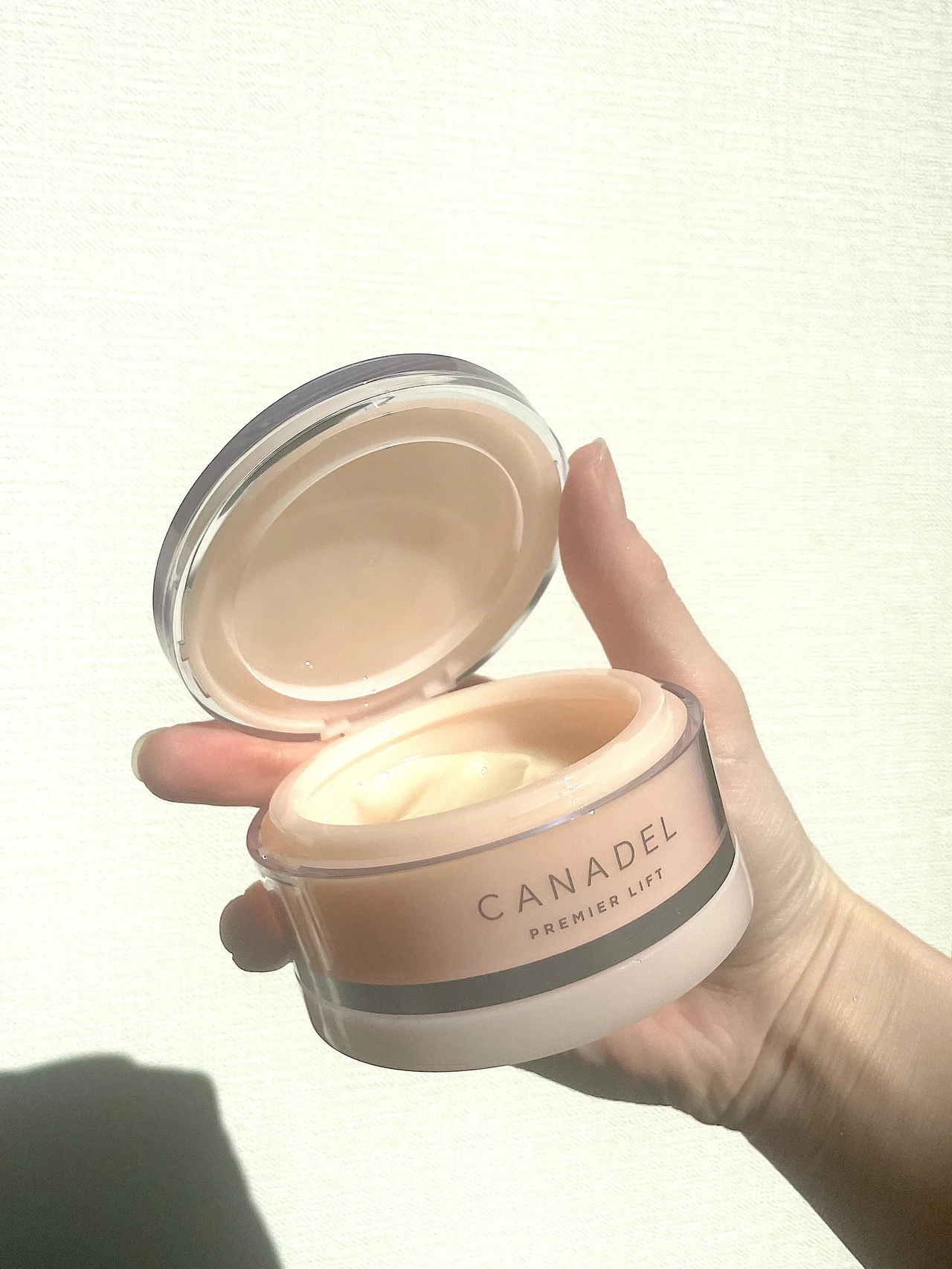 カナデル プレミアリフト 58g