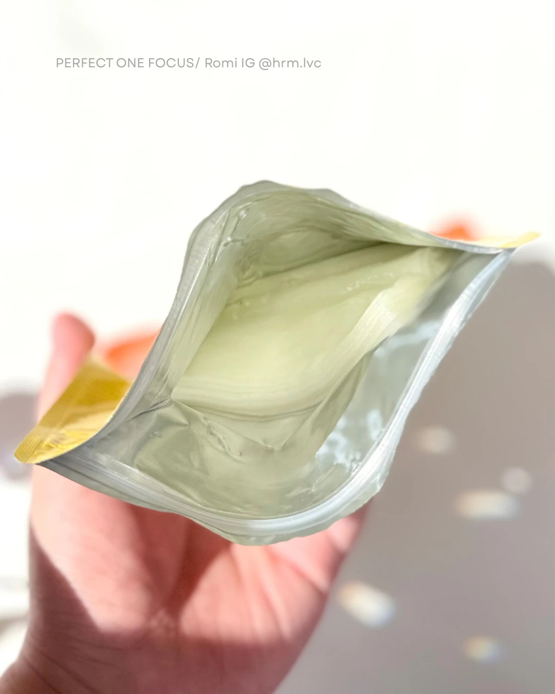 パーフェクトワン フォーカス VCチャージ スムースマスク