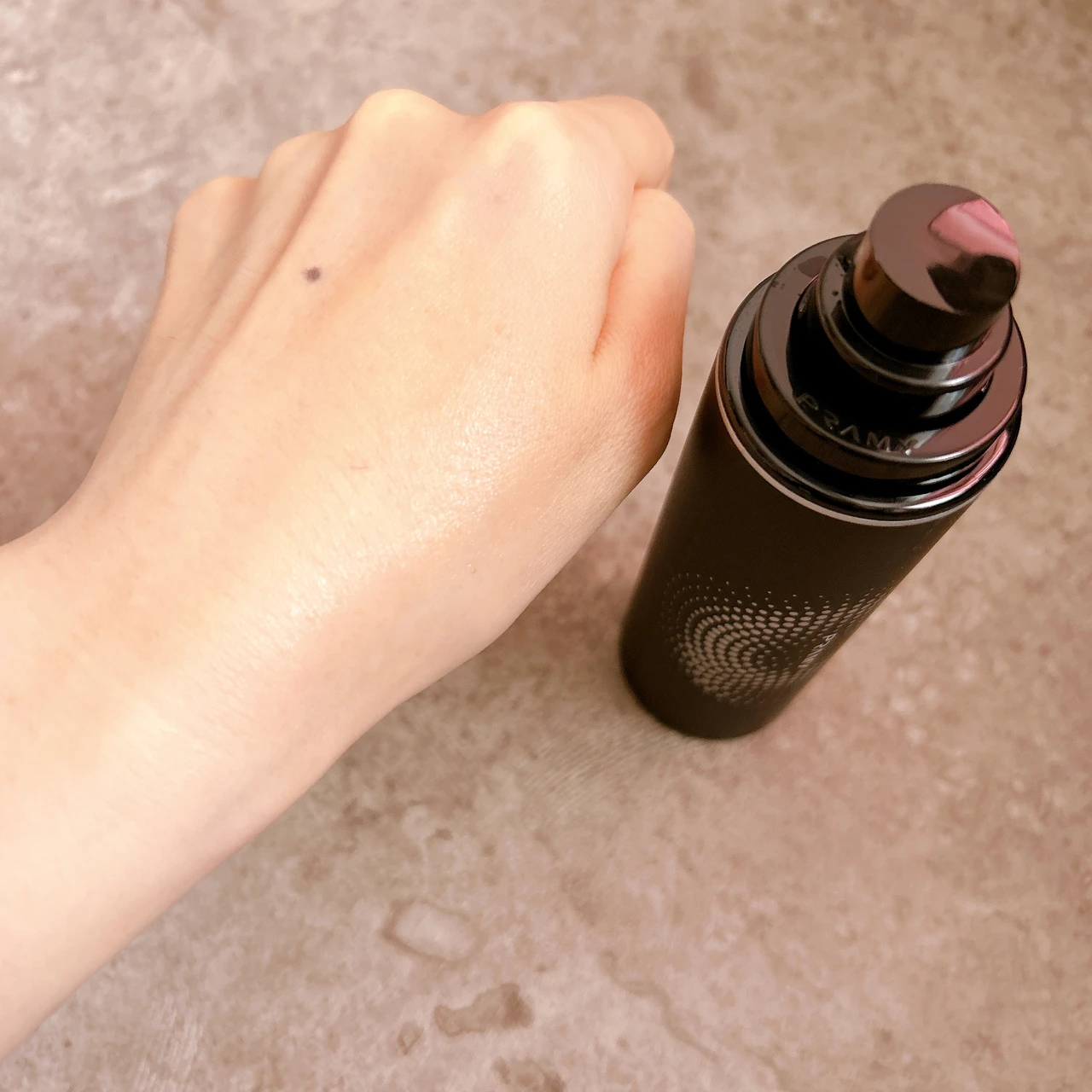 メイクアップセッティングミスト マットタイプ　テクスチャー