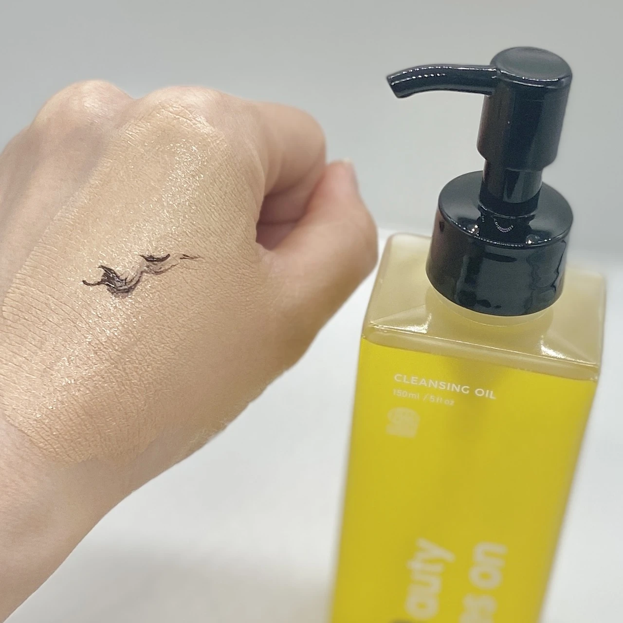 まるで美容オイルのようなしっとりした洗いあがり!「Be クレンジングオイル C」_3_1