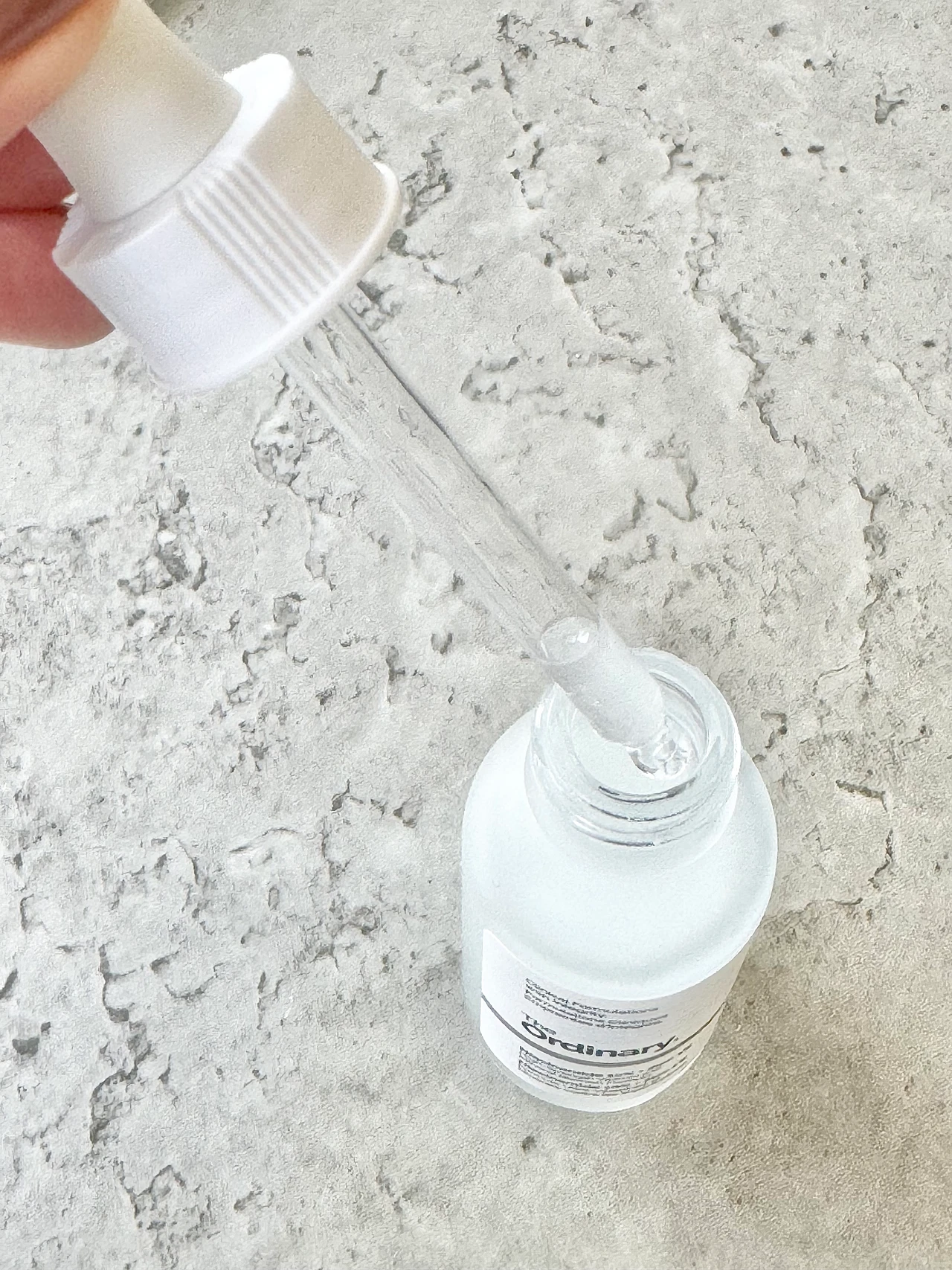 オーディナリー　ナイアシンアミド　美容液　亜鉛