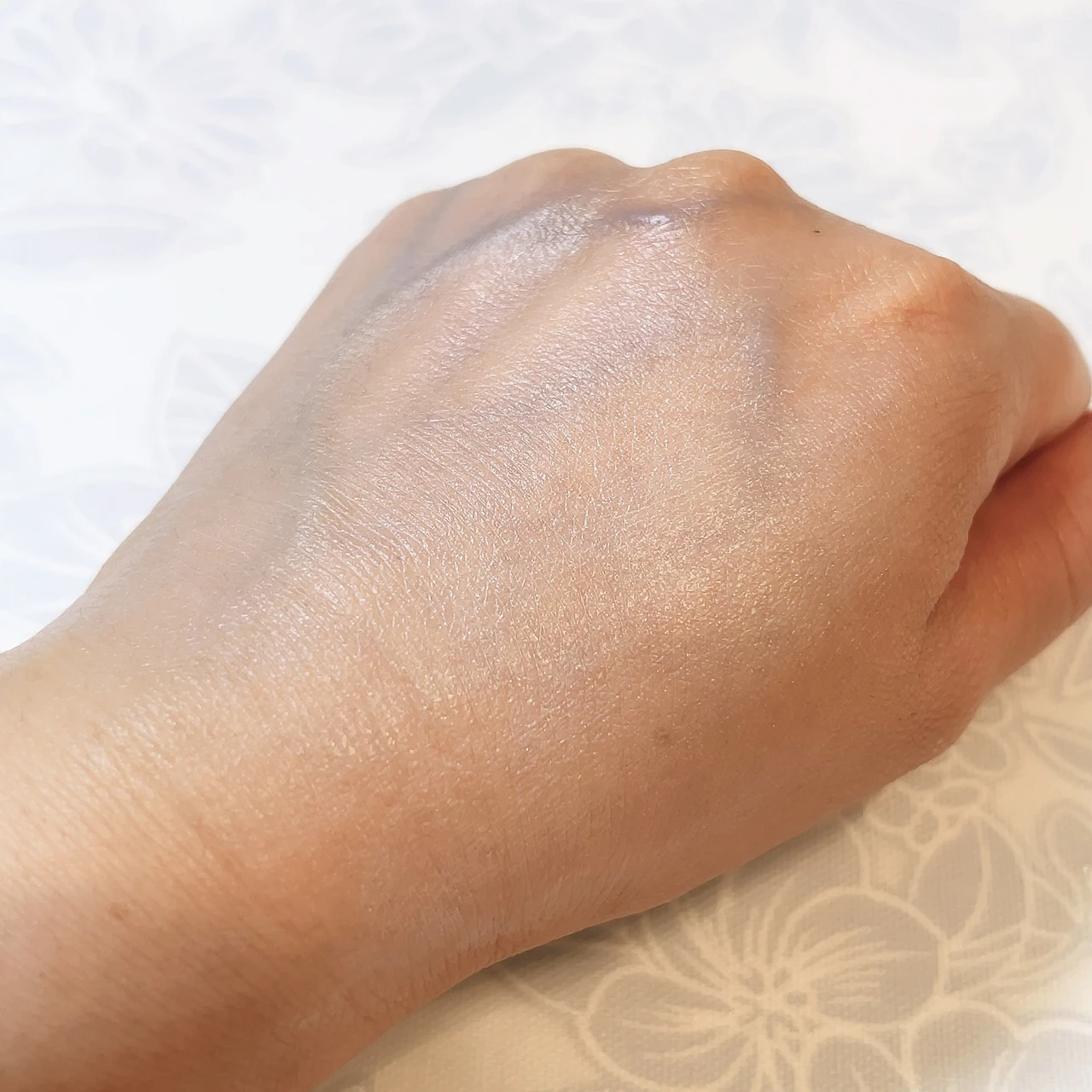 プリマヴィスタのスキンプロテクトベースのスウォッチ②