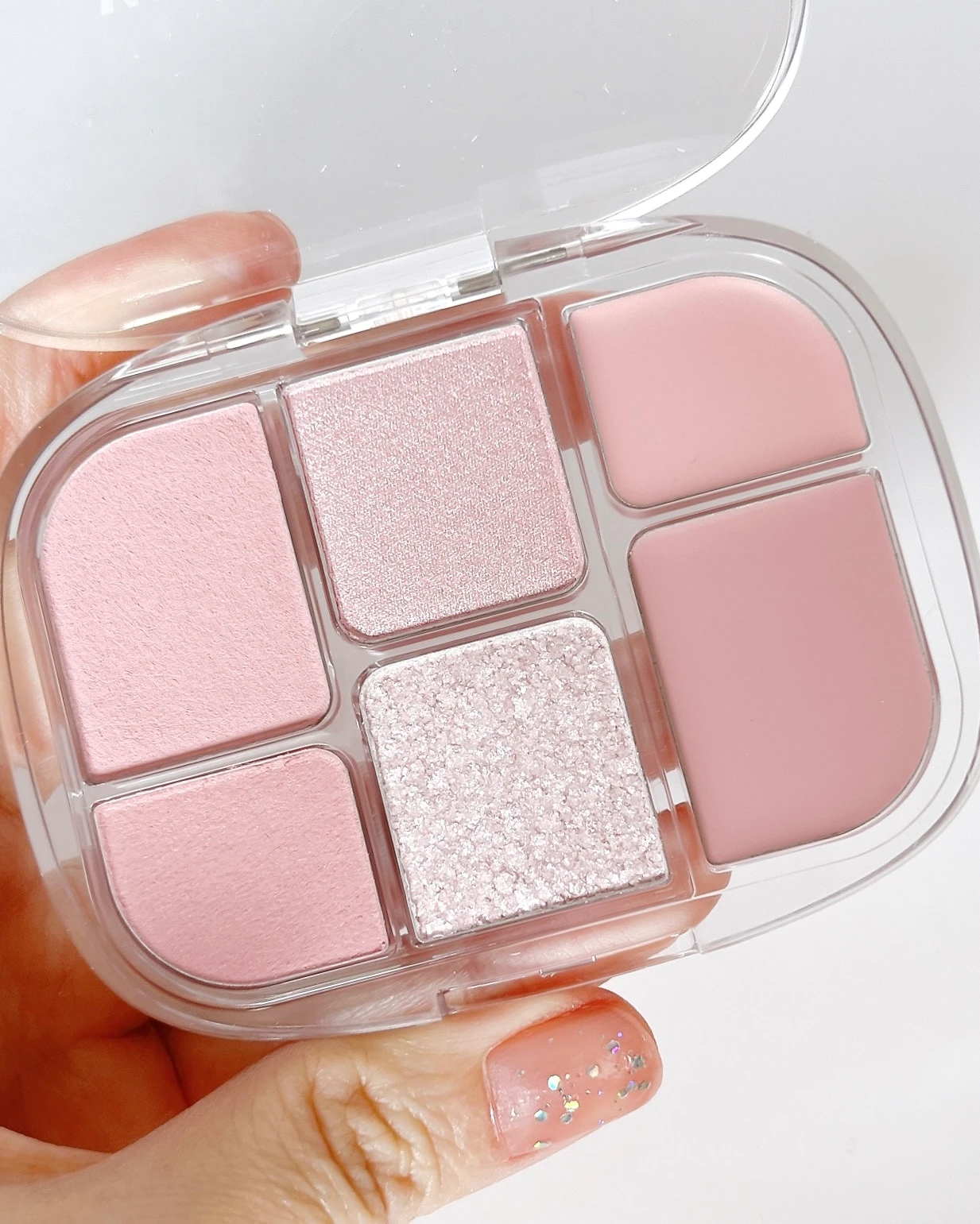 wakemake ウェイクメイク ソフトシアーマルチパレット 03