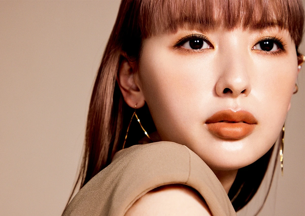 鈴木えみ　SUQQU2022春新色メイク