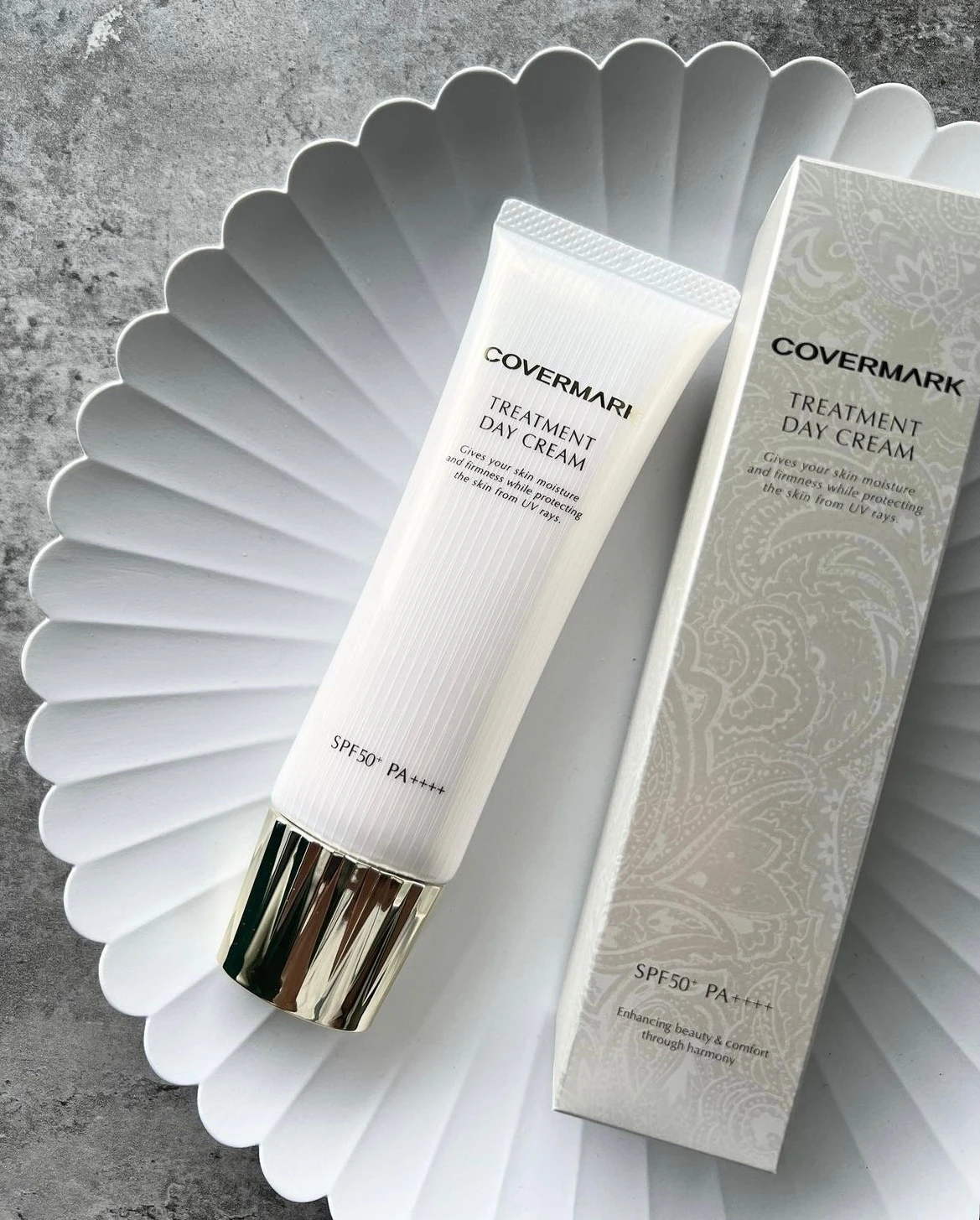 【2023スキンケアUV部門2位】カバーマーク トリートメントデイクリームで乾燥や紫外線等、ダメージを肌に留めずケア【新作コスメ】_5