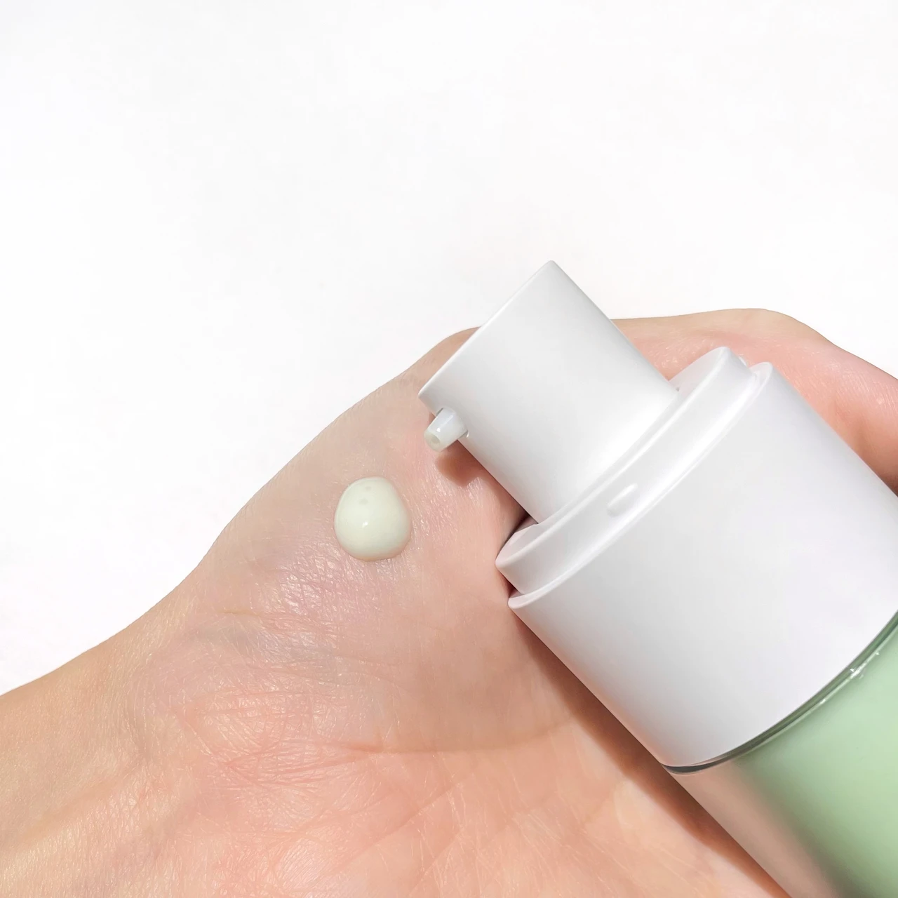 今まで避けてた『レチノール』を初めて使ってみた！多くレチノールが入ってるけど敏感肌でも使いやすい？【VT COSMETICS  シカレチA エッセンス0.1】_4