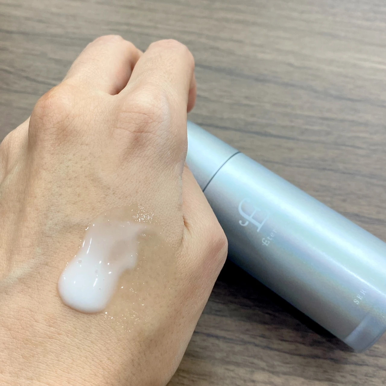 希少なヒト臍帯由来間葉系幹細胞培養場清液を高配合！FUKAMIさん絶賛の【エテルナム×マキア】_5