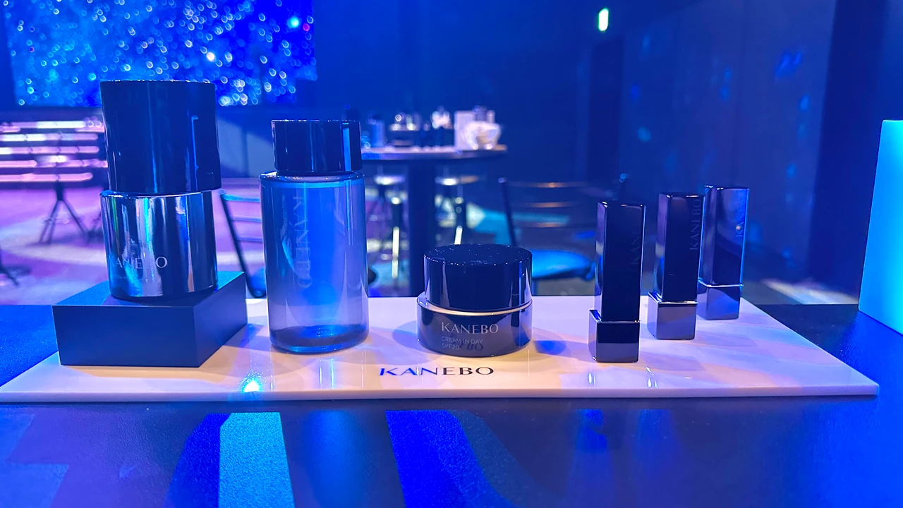 目指すのは、幸せ肌印象!KANEBOの新発売美容液・フュージョニング ソリューション_3