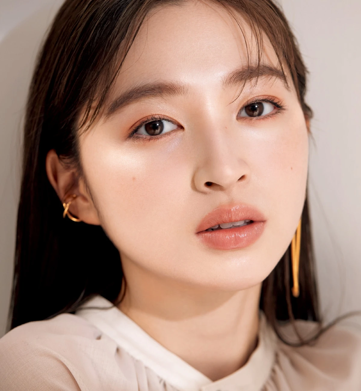 マキアージュのファンデが叶えるのは、もうカバーだけじゃない。ほら、極上つるん肌
_3