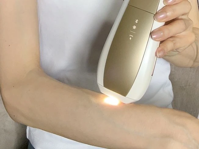 「Ulike Air 10 Max IPL光美容器」でケア