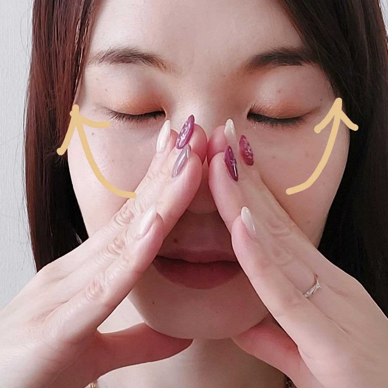 小林ひろ美さんおすすめのマッサージメソッドを紹介｜「オバジX ダーマアドバンスドリフト」で、顔のゆるみに継続アタック！_2_2