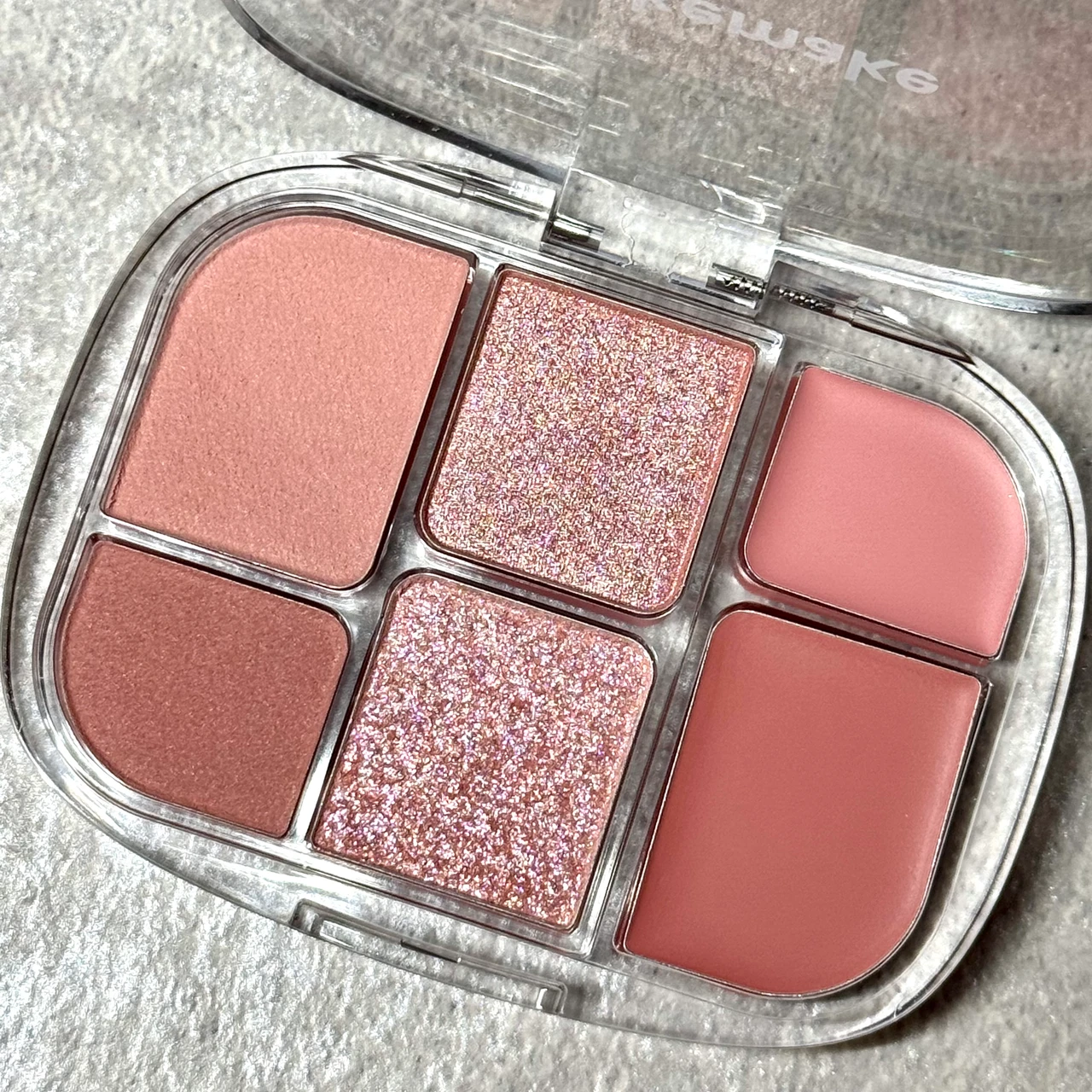 WAKEMAKE ウェイクメイク ソフトシアーマルチパレット 02 レイジーローズ