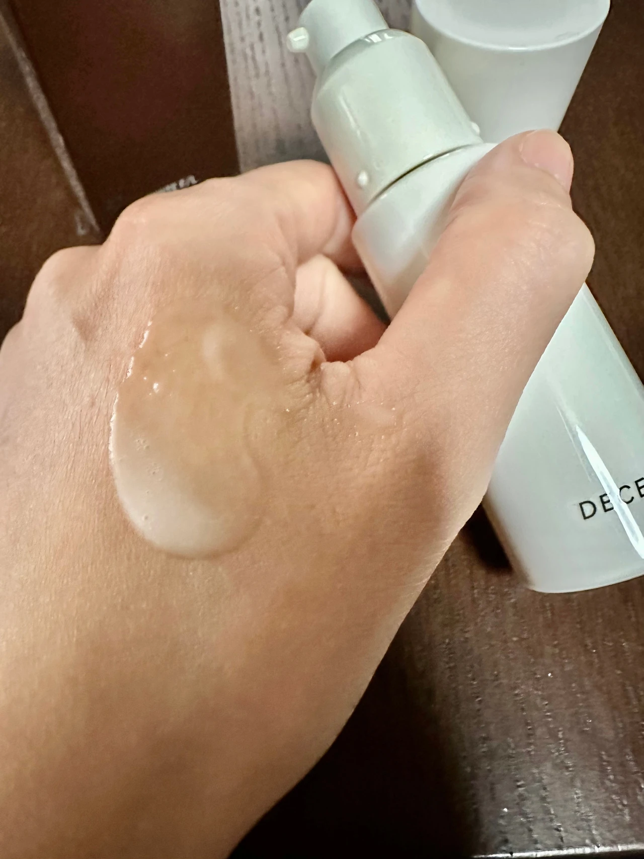 大好きなディセンシアから “角層にごり※1”にアプローチする美白美容液が発売！ _3