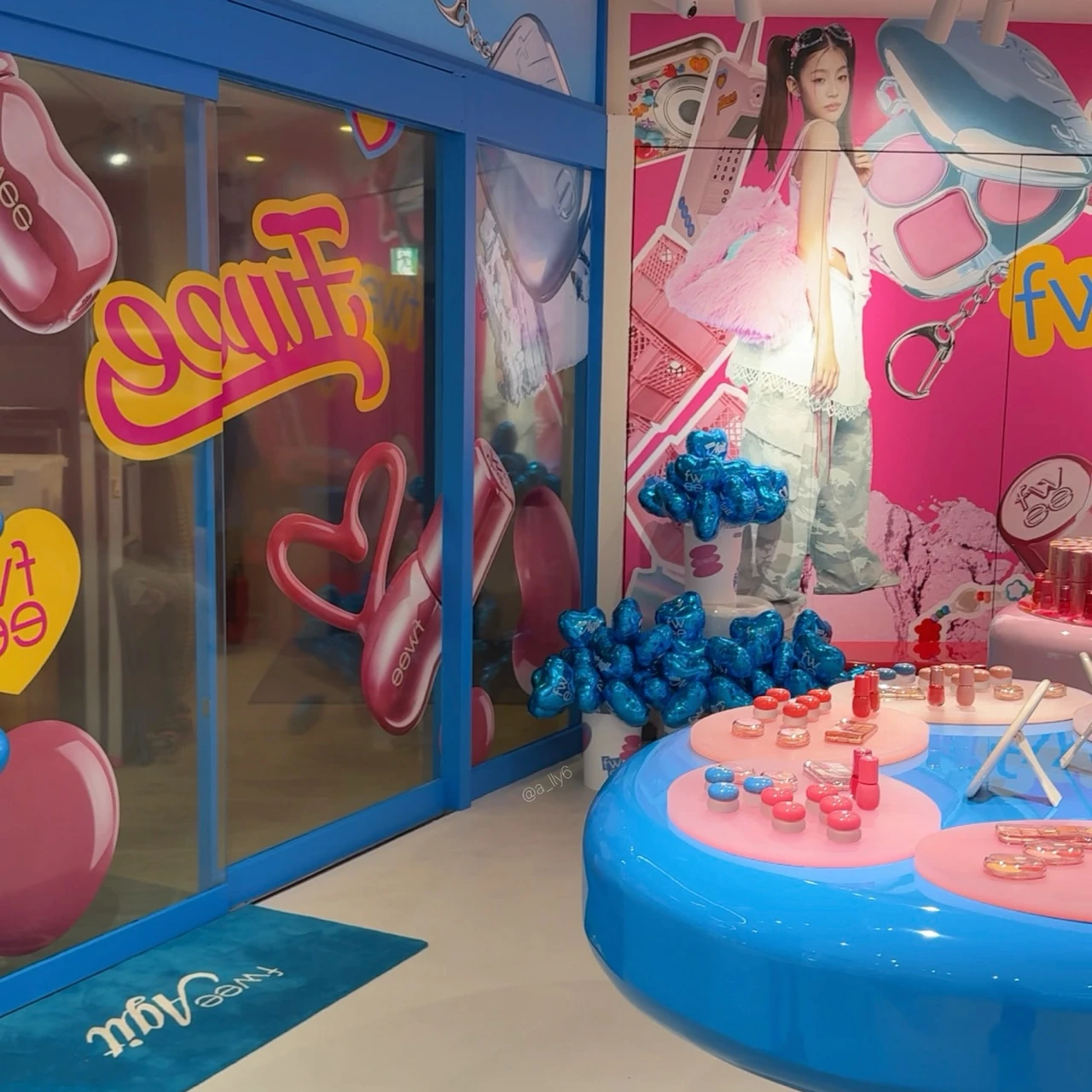 【ついにオープン】fweeアジト大阪訪問レポ🩷🩵´-_6_4