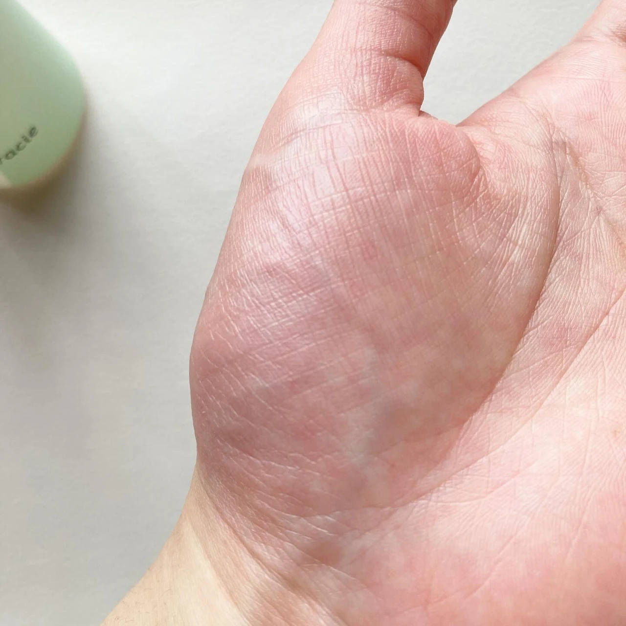 【敏感肌・乾燥肌さんおすすめ】しっかりメイクもするんとオフ!肌へのやさしさにこだわった「ミュオ クレンジングオイル」_3_3