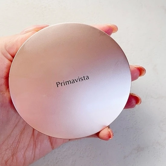 【新発売】プリマヴィスタ デイトリートメントバーム 冬のかさかさ肌に救世主！かさつく肌にもつやがのる！プリマ最新のバーム状美容液ファンデーションをレポ！_1_1