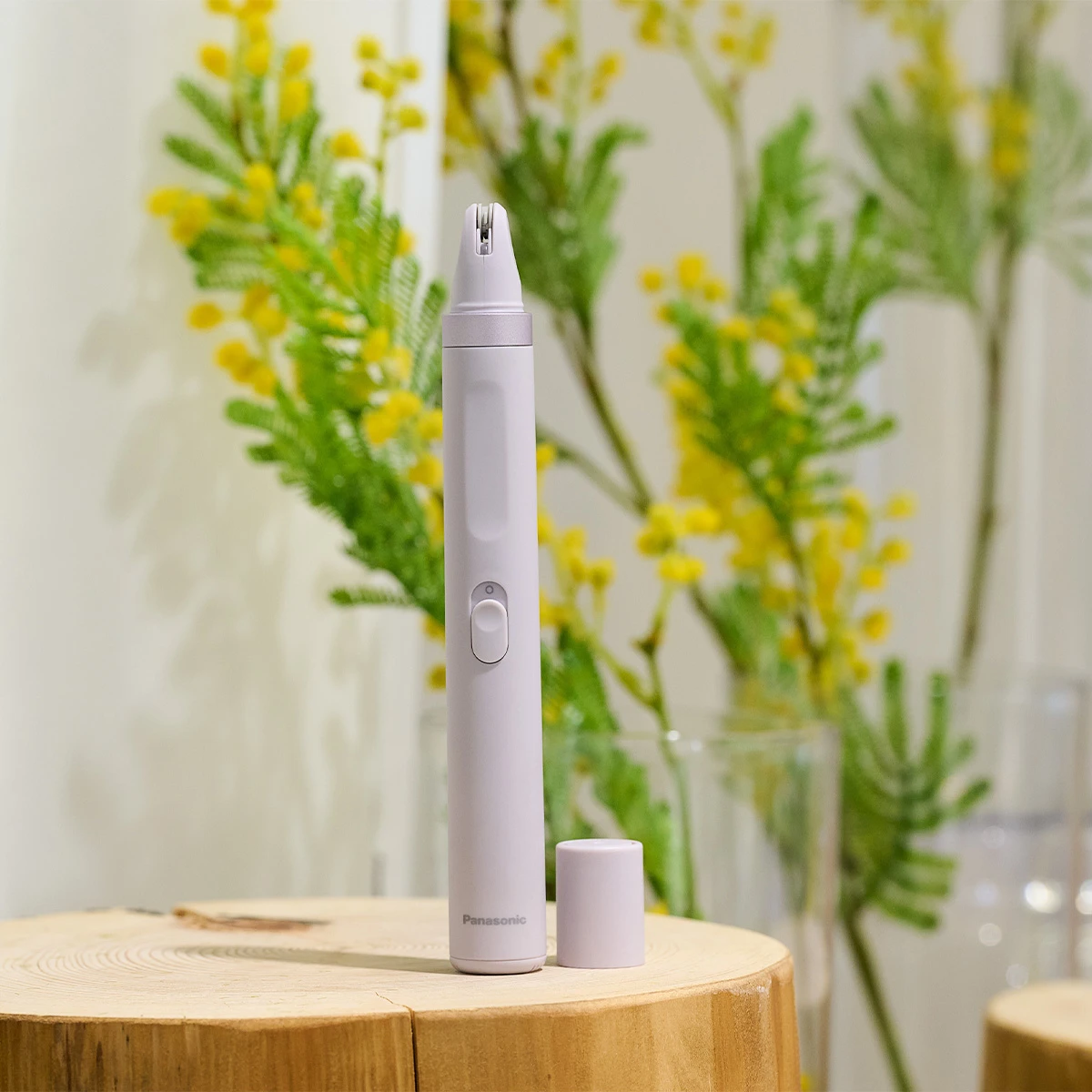 パナソニック　アイブロウ スムースピック　眉毛ケア　電動眉毛抜き　