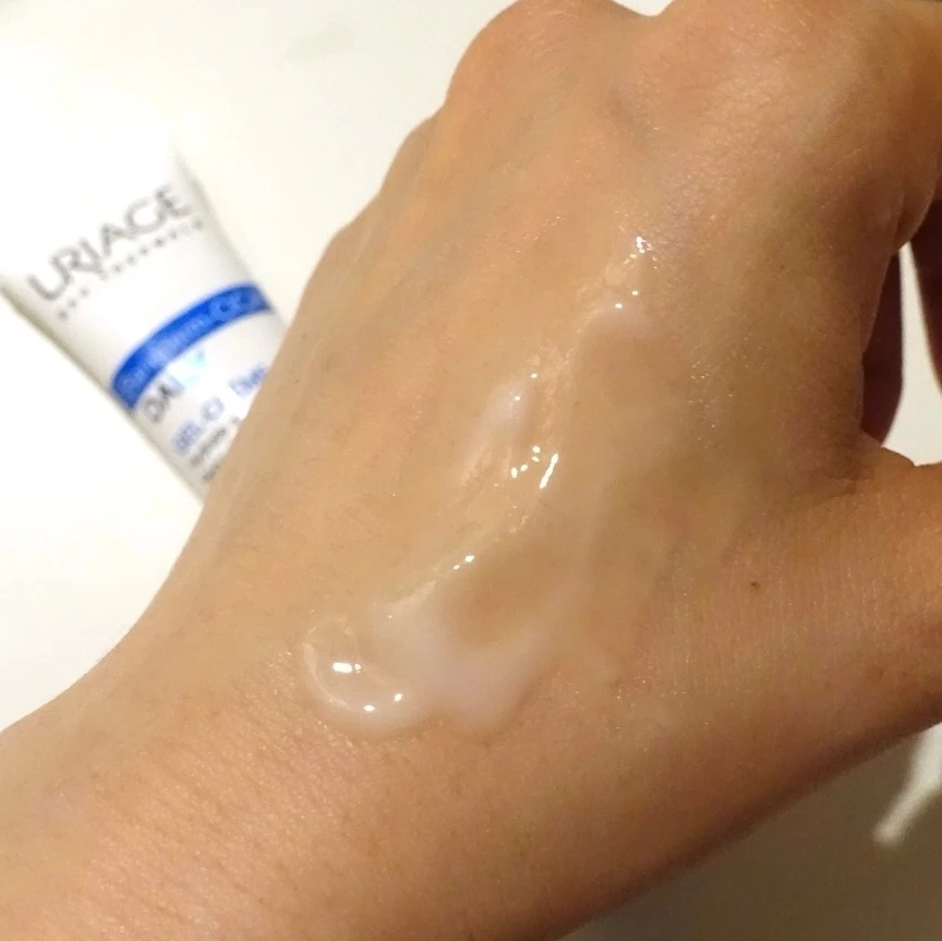 URIAGE ユリアージュ シカ デイリーセラム シカ デイリージェルクリーム CICA フランス 温泉水 敏感肌 乾燥小じわ ジェンダーフリー シェアコスメ 美肌菌 ベタつかない スキンケア